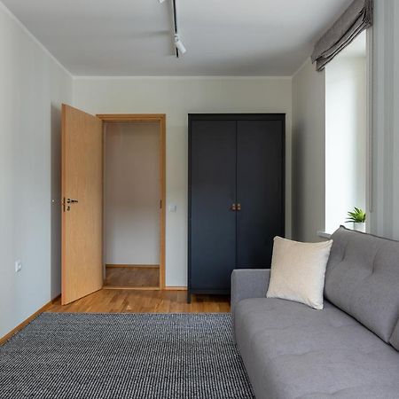 Old Town Luxury Penthouse Apartment With Emajogi View Tartu Zewnętrze zdjęcie