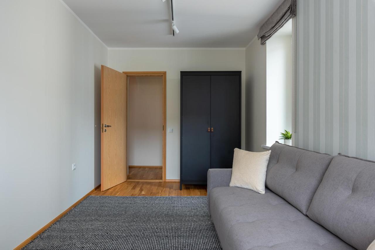 Old Town Luxury Penthouse Apartment With Emajogi View Tartu Zewnętrze zdjęcie