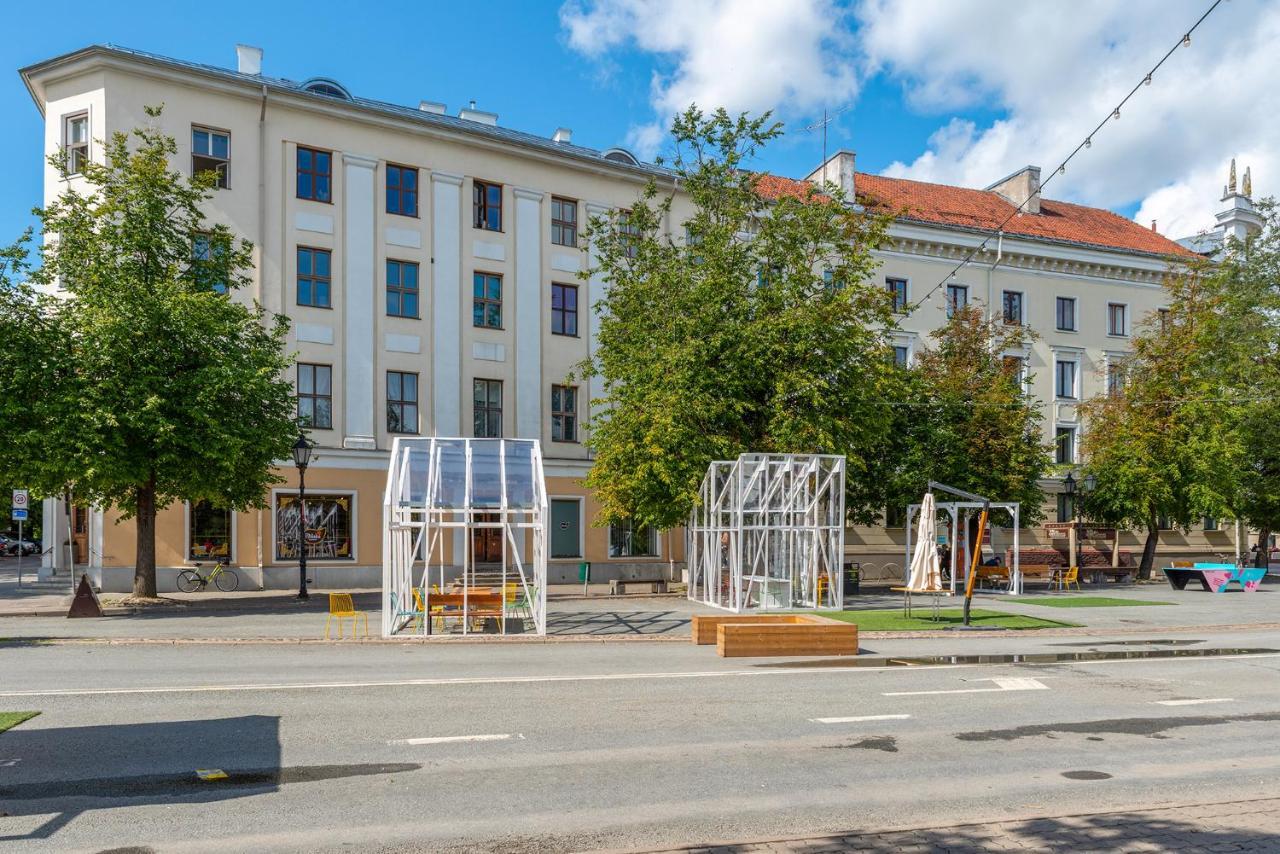 Old Town Luxury Penthouse Apartment With Emajogi View Tartu Zewnętrze zdjęcie