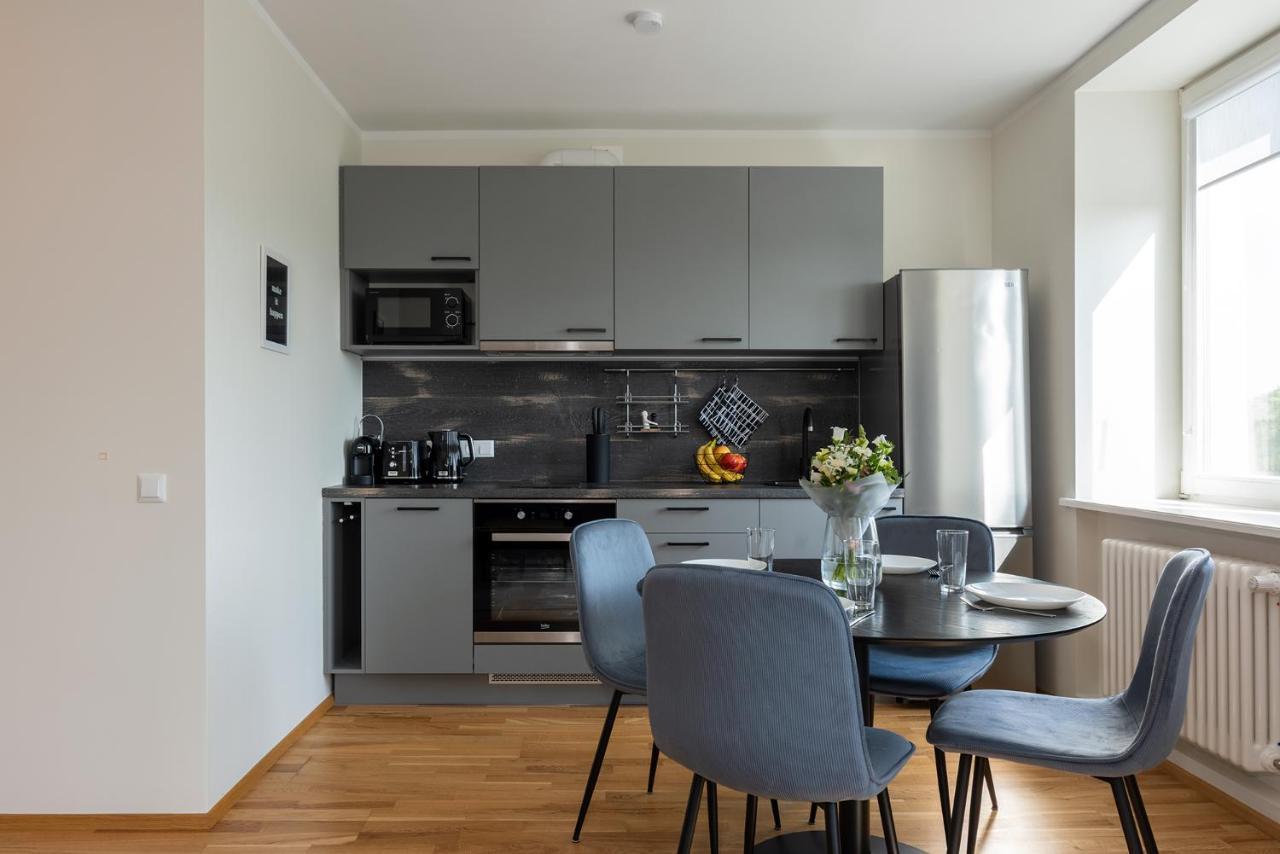 Old Town Luxury Penthouse Apartment With Emajogi View Tartu Zewnętrze zdjęcie