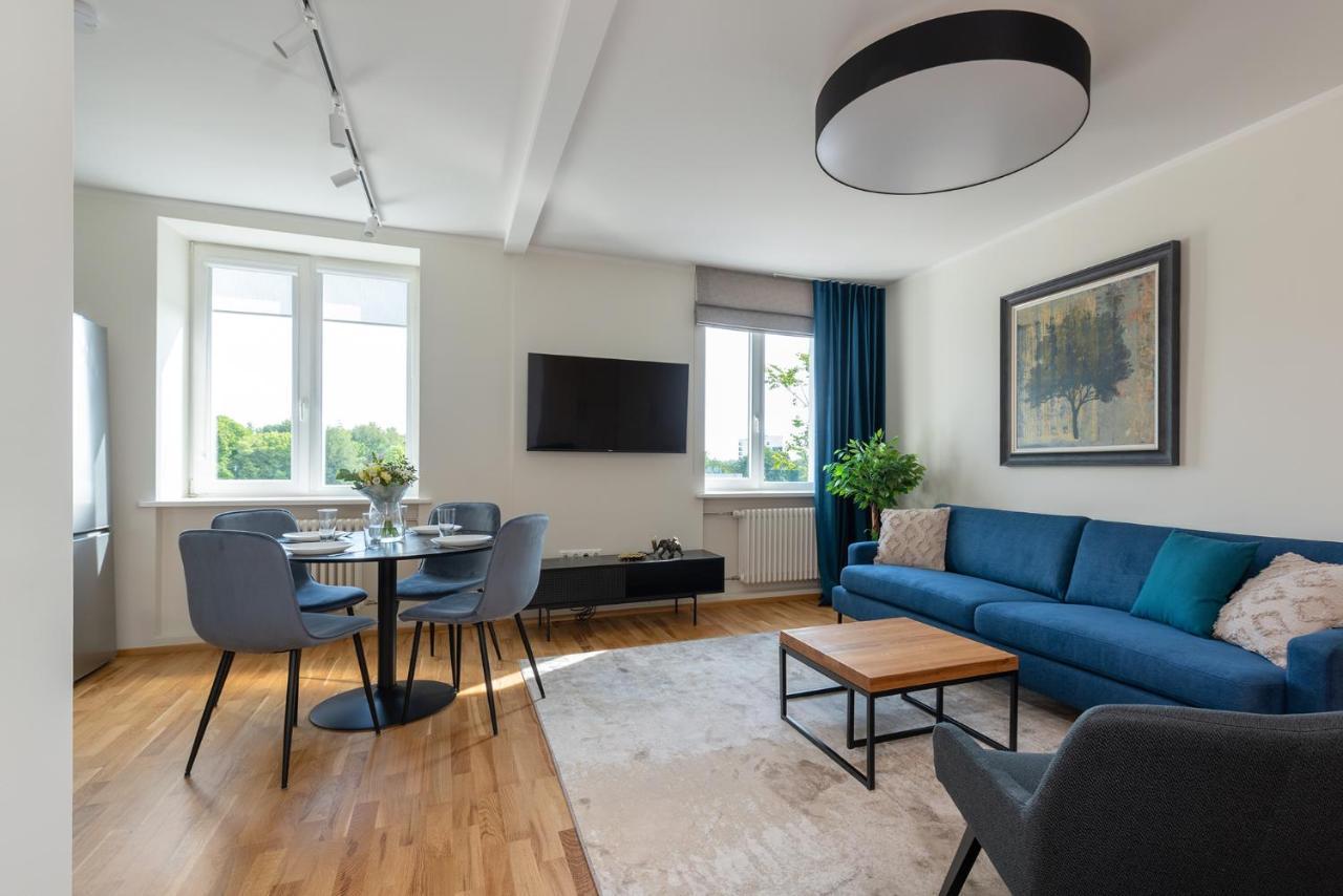 Old Town Luxury Penthouse Apartment With Emajogi View Tartu Zewnętrze zdjęcie